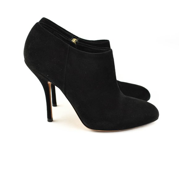GUCCI: Black, Suede Leather Logo Ankle Boots/Booties - Picture 5 of 11